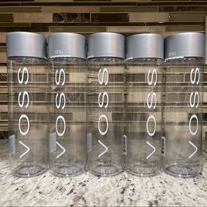 VOSS 5 Plastic Bottles Empty 16.9 oz Water Bottle for DIY or Sensory Toy